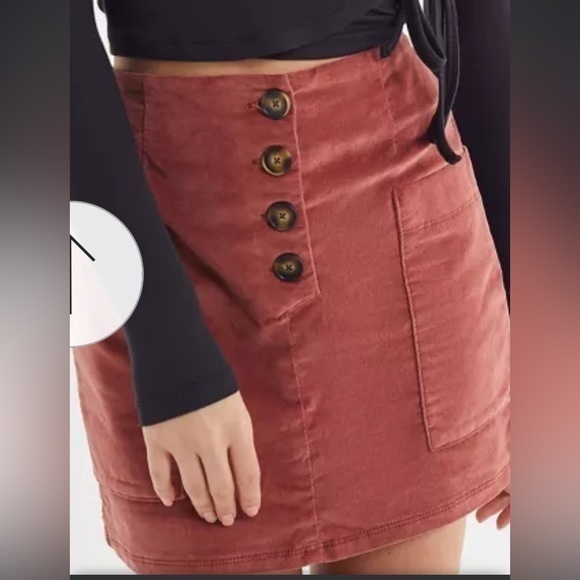 Urban Outfitters BDG Kendri Uncut Corduroy‎ Mini Skirt - Picture 5 of 16